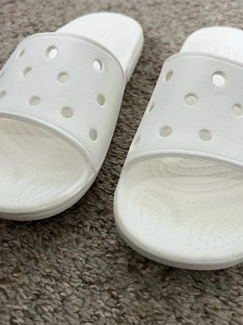 CROCS Kids White Slide Sandals with Vent Holes Size 1